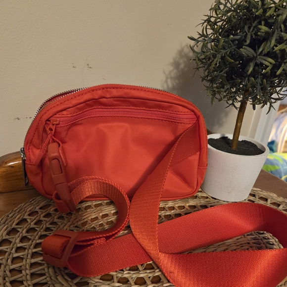 lululemon red bag Reusable Shopping – Your Journey Health Club A premium flat silicone heat transfer logo adds rich texture and dimension Custom Lululemon Belt Bag 1L